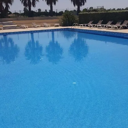 Les Embruns - Spacieux Avec Piscine - Wifi- Parking