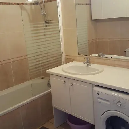 Les Embruns - Spacieux Avec Piscine - Wifi- Parking Apartmán