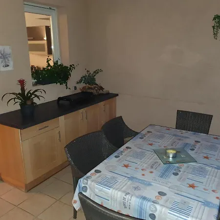 Les Embruns - Spacieux Avec Piscine - Wifi- Parking * Saint-Cyprien (Pyrenees-Orientales)