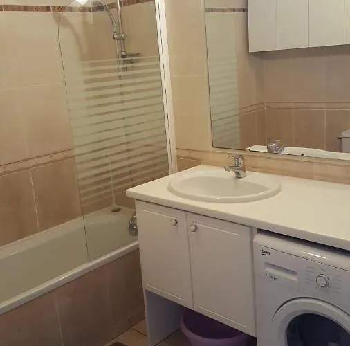 Les Embruns - Spacieux Avec Piscine - Wifi- Parking Appartement