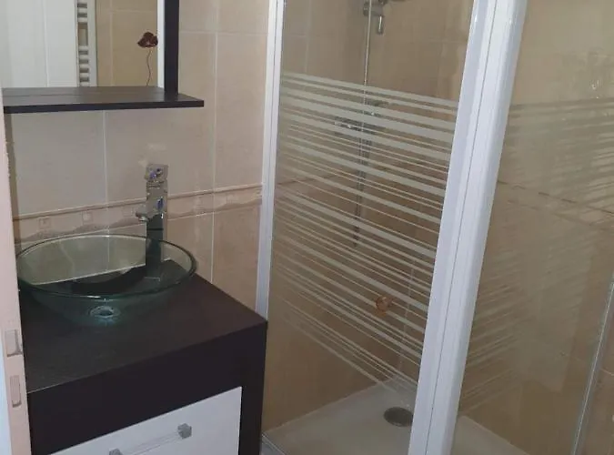 Les Embruns - Spacieux Avec Piscine - Wifi- Parking * Saint-Cyprien (Pyrenees-Orientales)